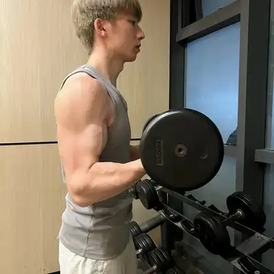 魏磊敏